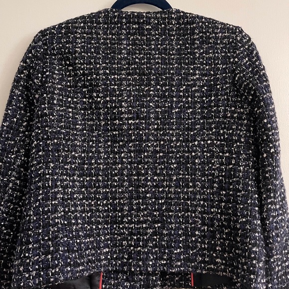 Boucle cropped jacket. Black and dark blue with shots silver thread like new - Picture 2 of 4